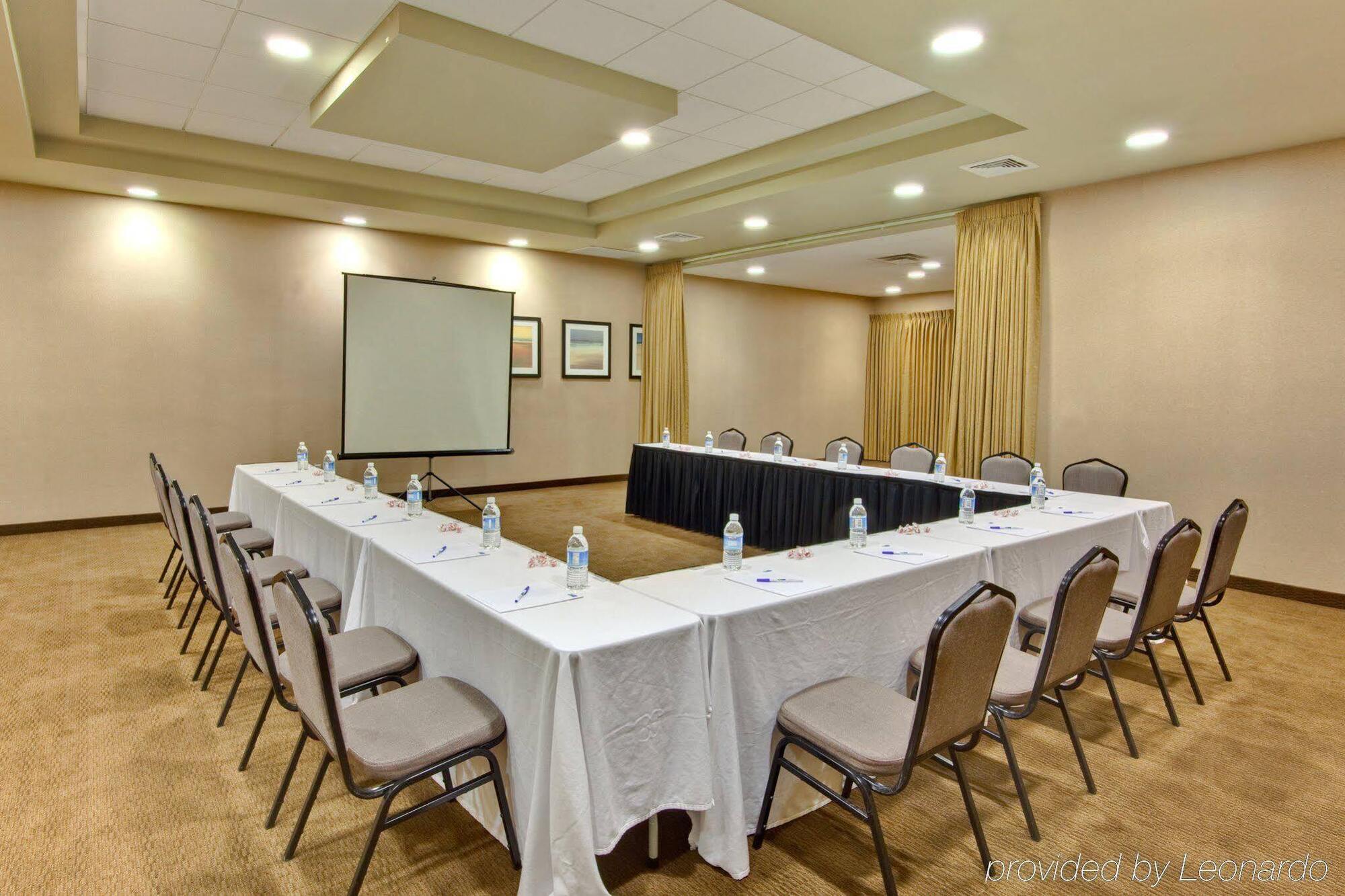 Holiday Inn Express & Suites Las Vegas Sw Springvalley By Ihg Exterior photo